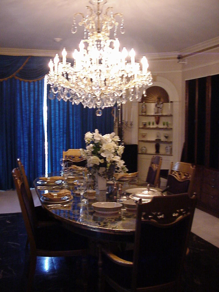 Graceland 22.jpg